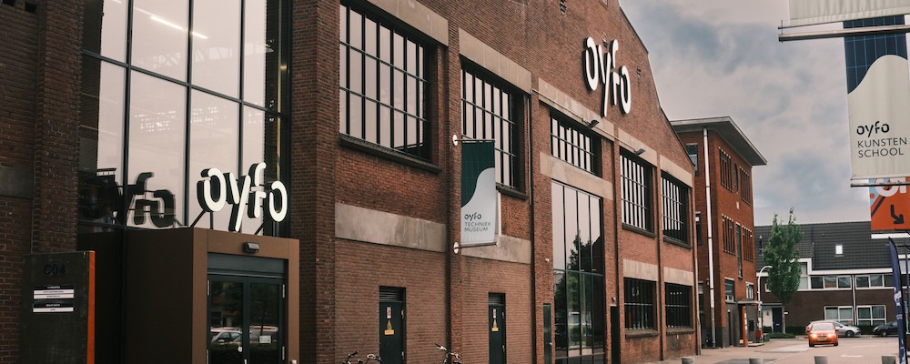 Oyfo gebouw buitenkant